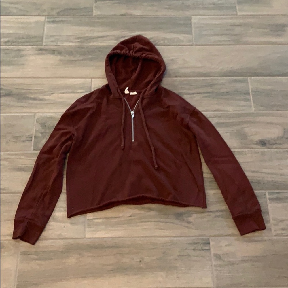 Sky and sparrow burgundy crop zip up hoodie